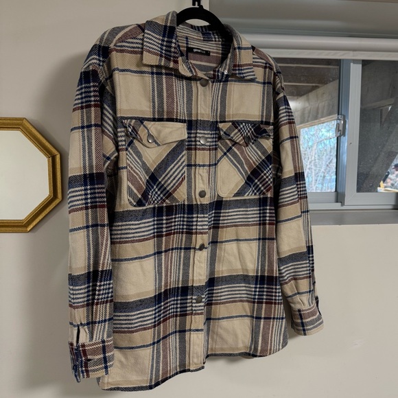 Plaid Shacket Jacket - Picture 3 of 8